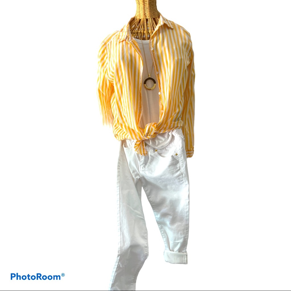Yellow striped shirt. Size 6. Fits oversized